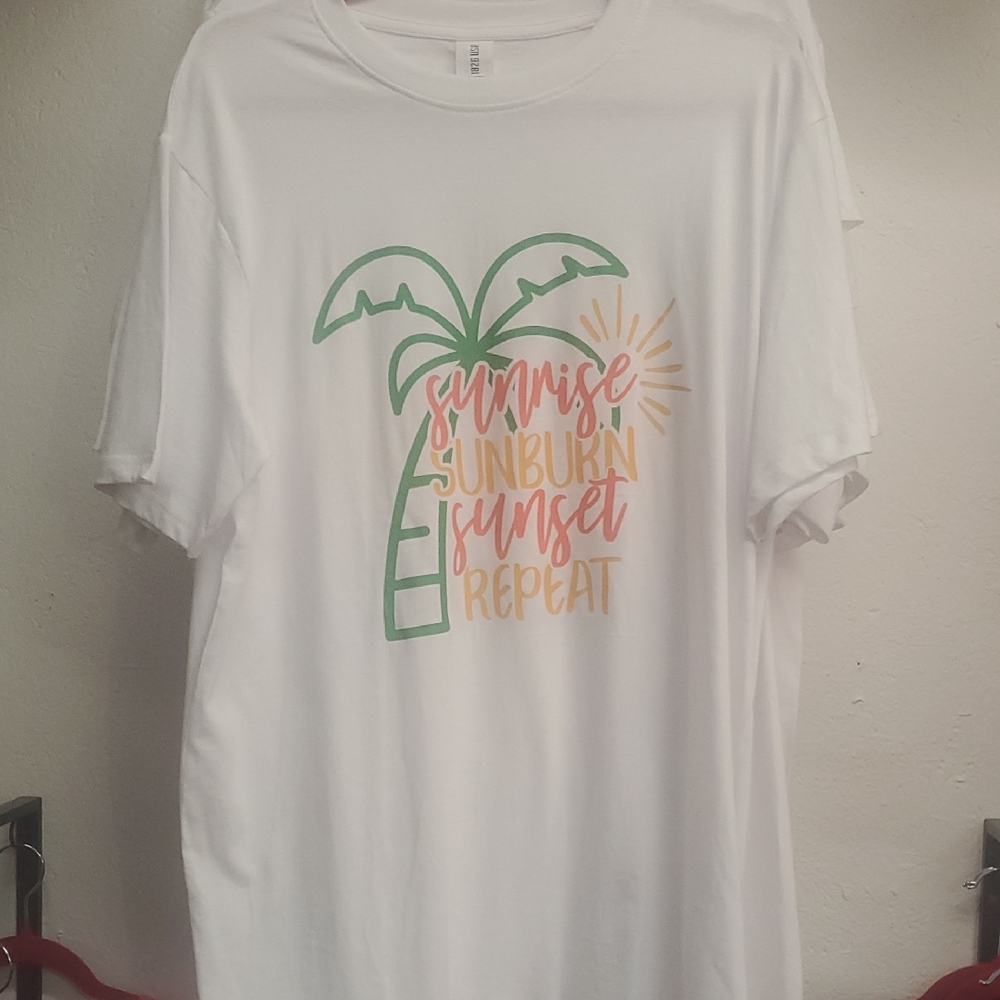White Graphic T-Shirt with Palm Tree Design